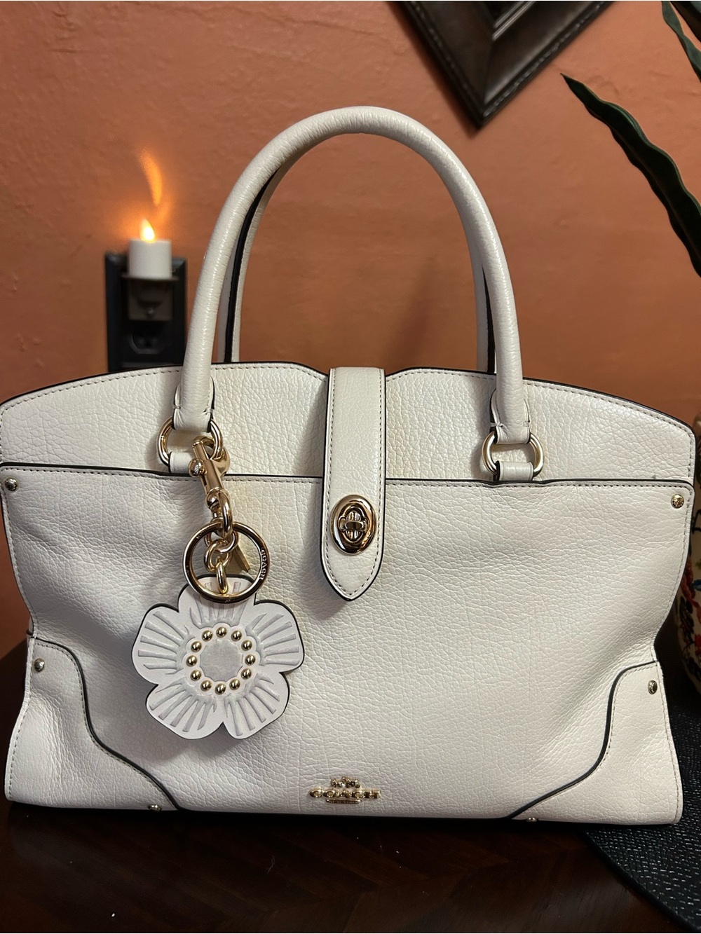 Coach Mercer 30  Pebbled Leather Satchel / crossbody strap LIKE NEW